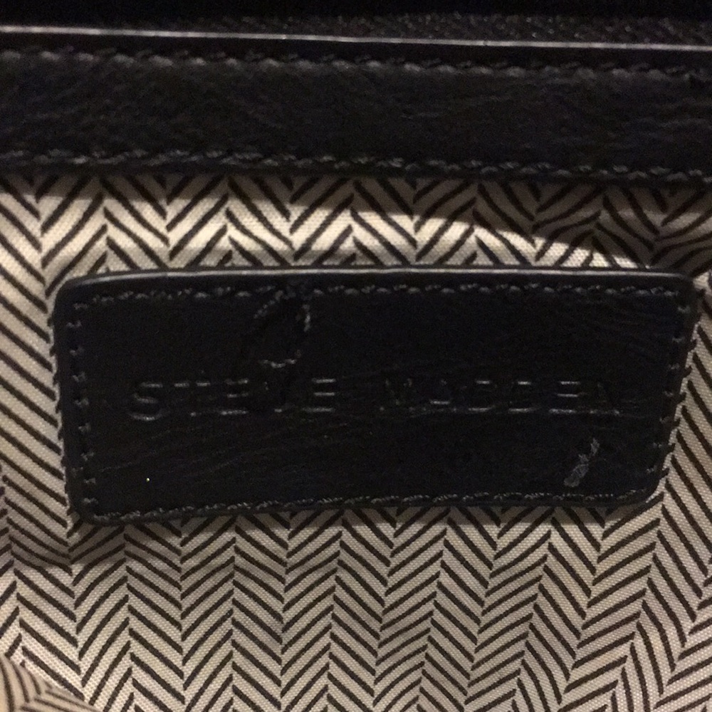Steve Madden Tote Bag - Picture 15 of 16